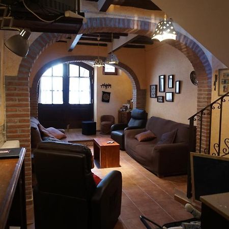 Casa Rural Cal Parines Vilabella Esterno foto