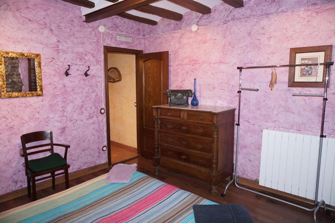 Casa Rural Cal Parines Vilabella Esterno foto